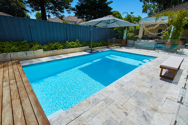 The Hampton 6m x 4m Swimming Pool