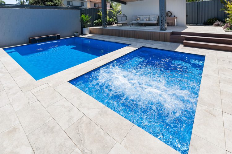 hampton-5m-spa-wader-3.6m-crystal-blue-sparkle-applecross-galleryimage-2