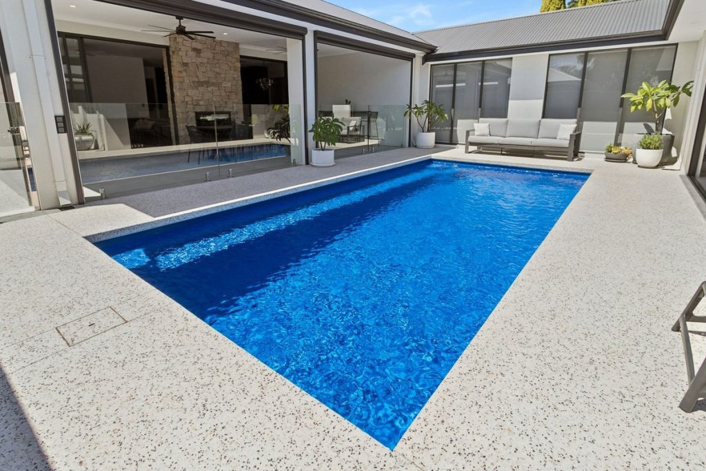 Horizon 7.5m x 3.6m Ocean Reef Blue Sparkle Location - Belmont